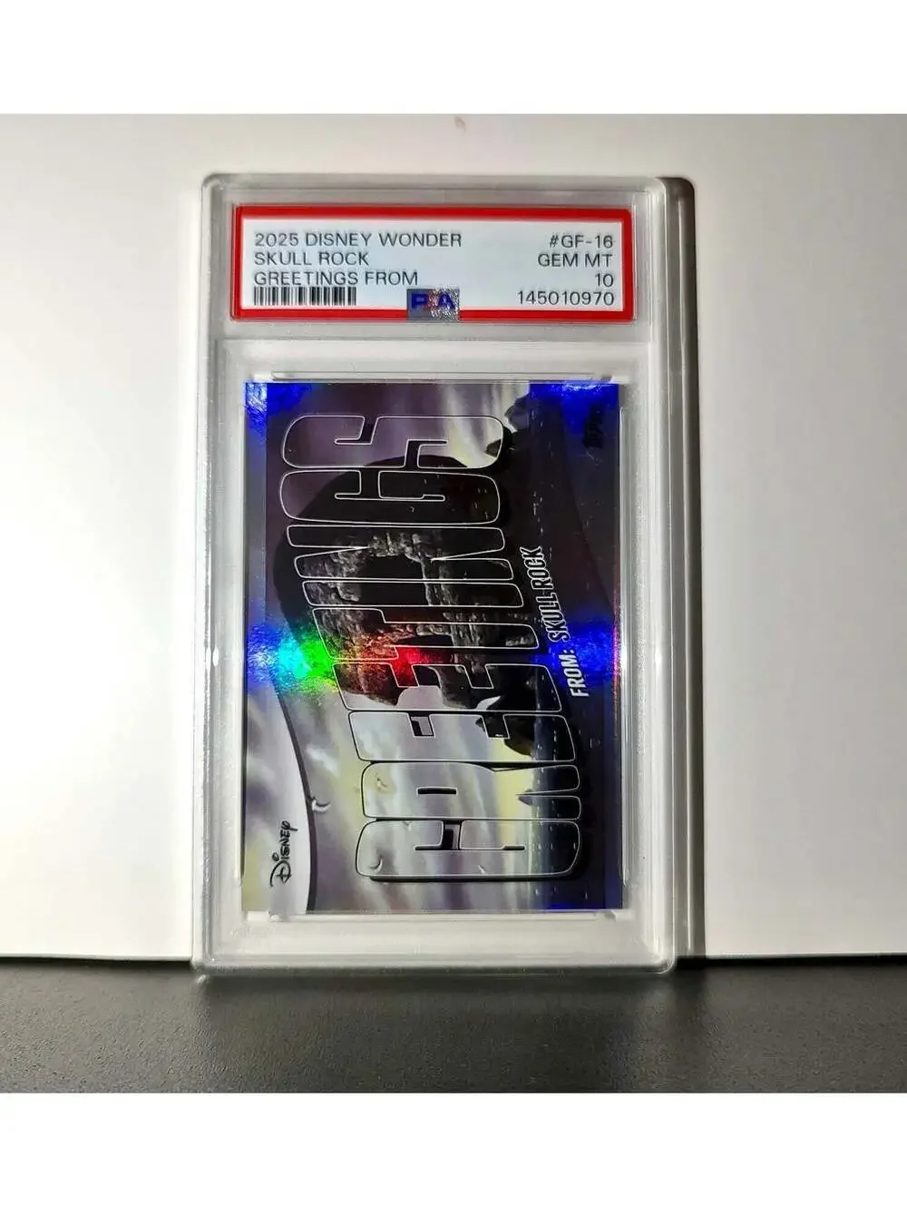 Skull Rock 2025 Topps Disney Wonder #GF-16 Greetings From Card Peter Pan PSA 10